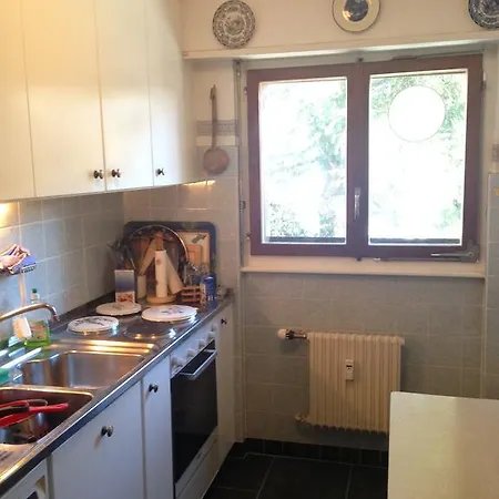 Two-bedroom Les Fougeres