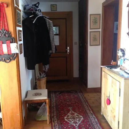 Two-bedroom Les Fougeres